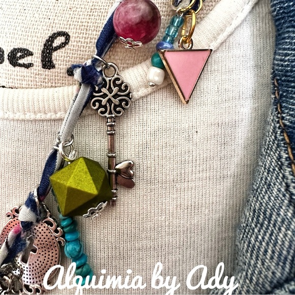 Alquimia Blue and Pink Charm Necklace Bohemian Style turquoise - Picture 5 of 9